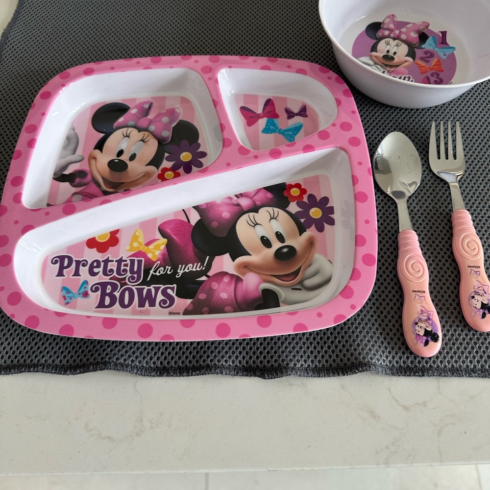Minnie Mouse Kids Dining Set - Pink Delight